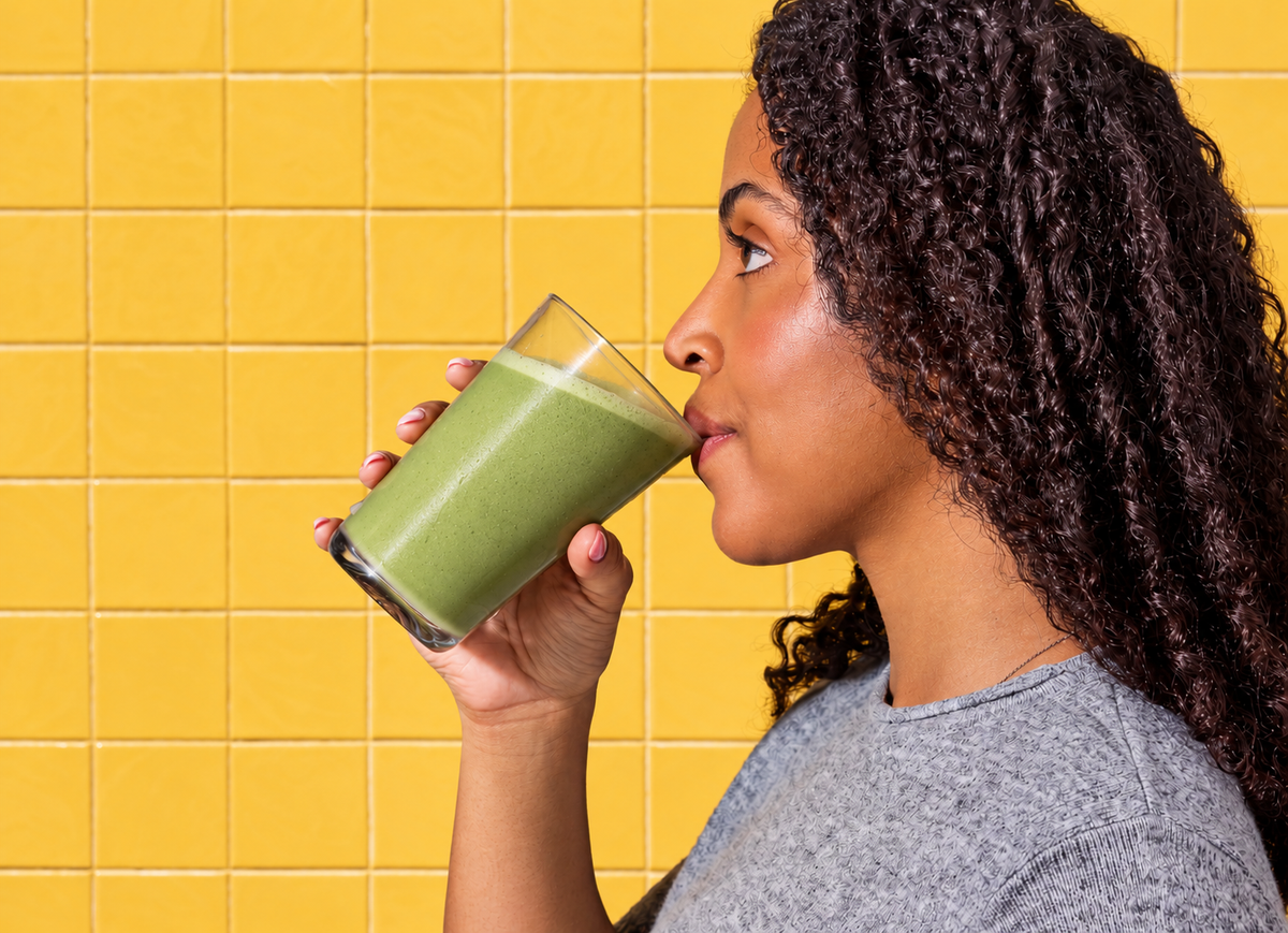 Performance superfood smoothie matcha
